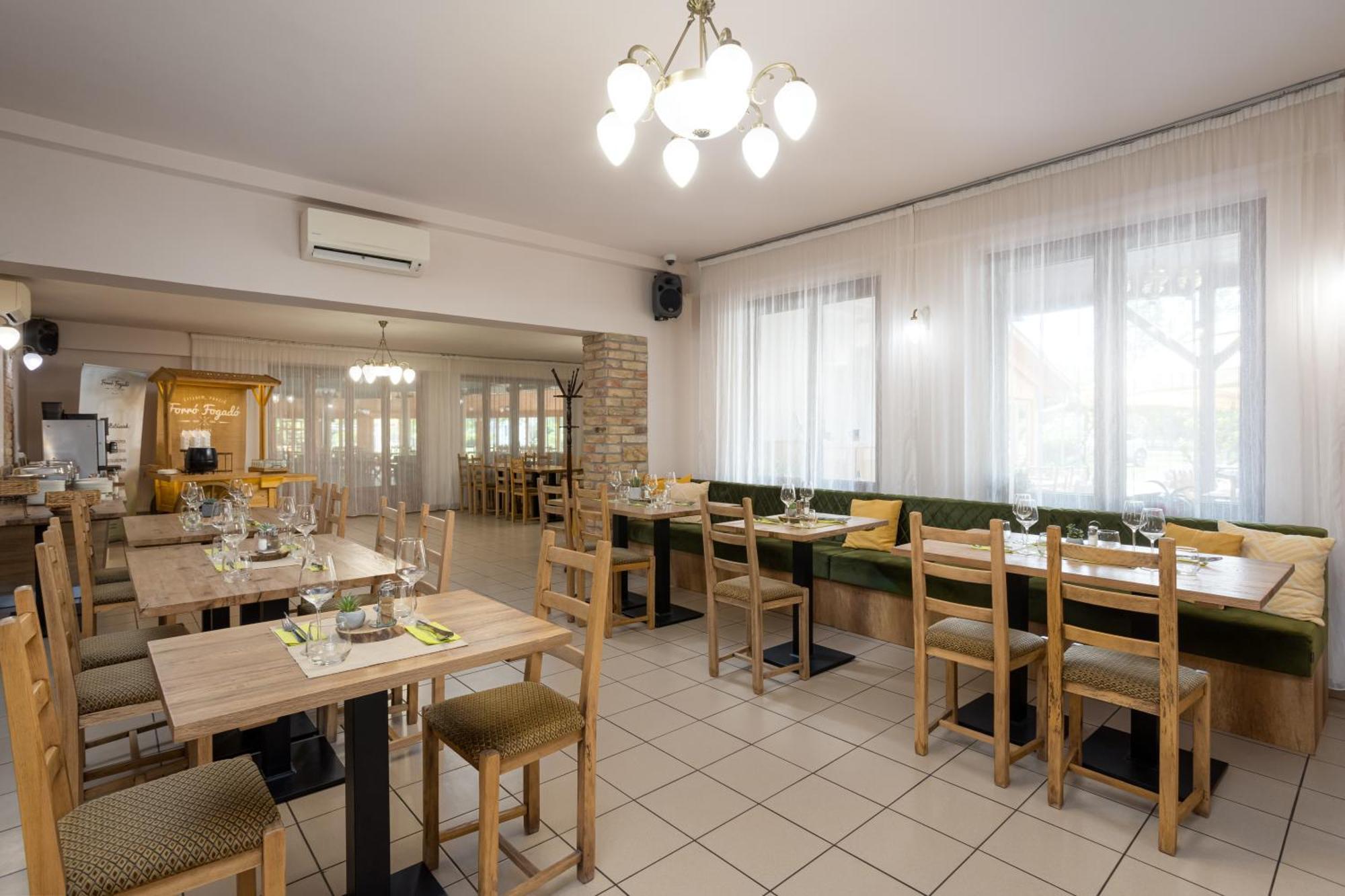 Hotel Forro Fogado & Bauer Bistro Roszke Zewnętrze zdjęcie