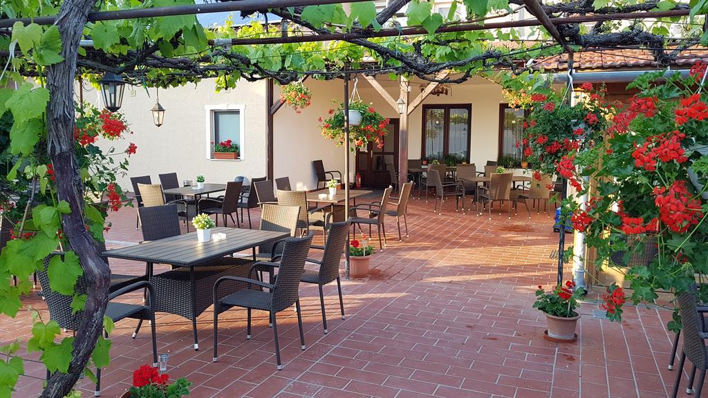Hotel Forro Fogado & Bauer Bistro Roszke Zewnętrze zdjęcie